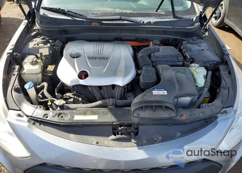 2015 Hyundai Sonata Hybrid Base z USA, uszkodzony, nr VIN KMHEC4A40FA123737